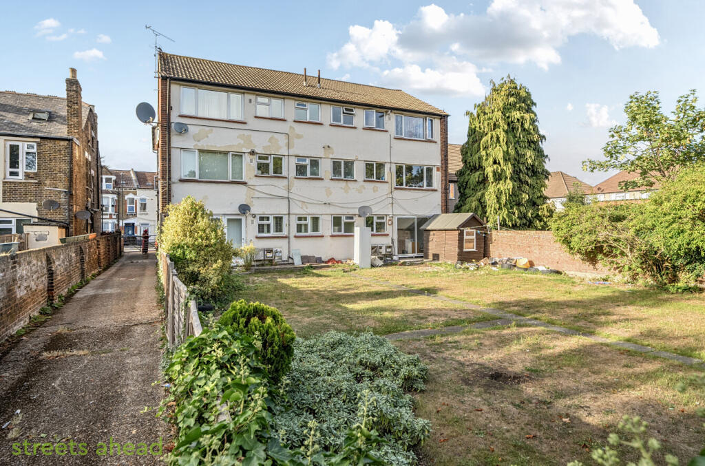 0332cd43-76d8-497...