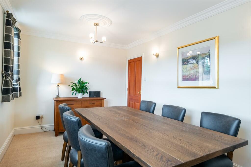 Dining Room-2.jpg