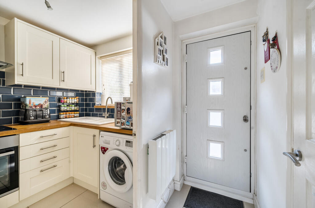 1335449-5-68a5fe3...