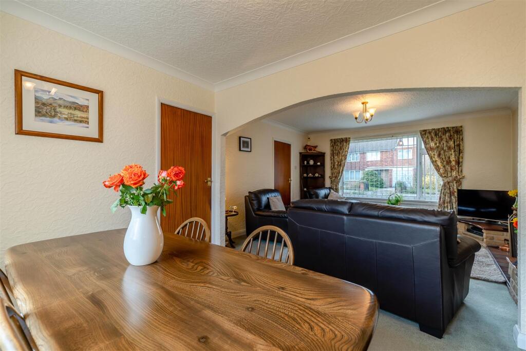 8641854-interior26.jpg