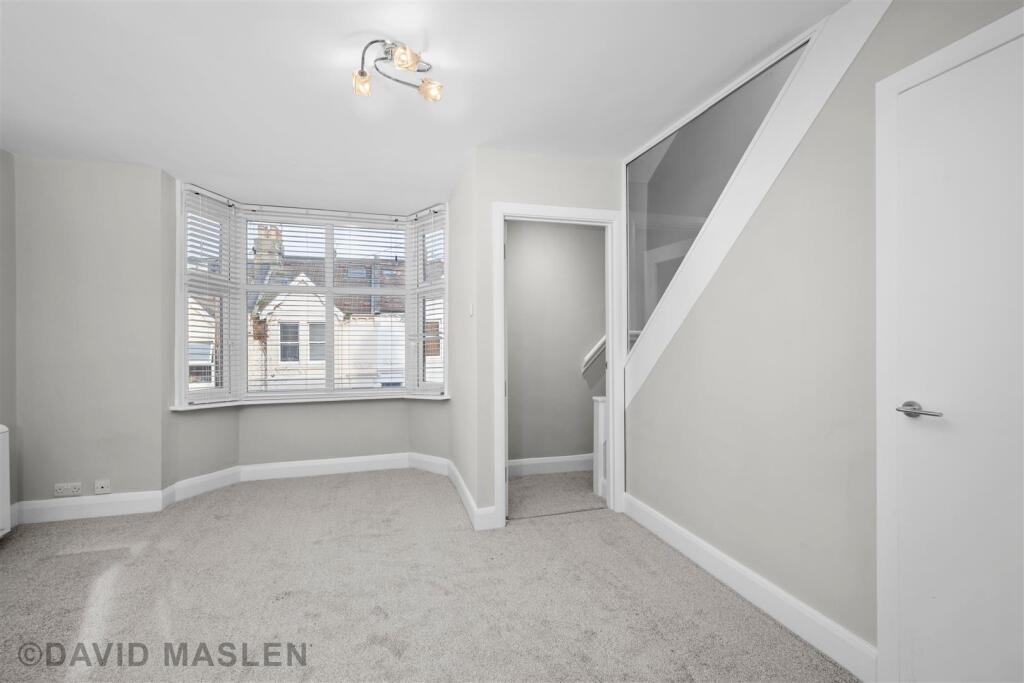 living room2.jpeg