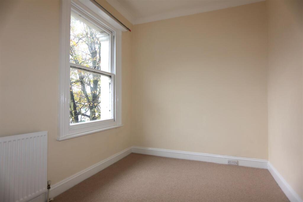 3, 119 Ditchling Rd New23  (2).JPG