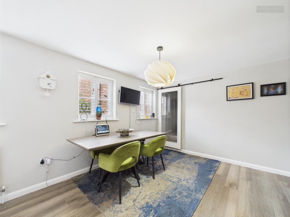 Dining Room/Snug