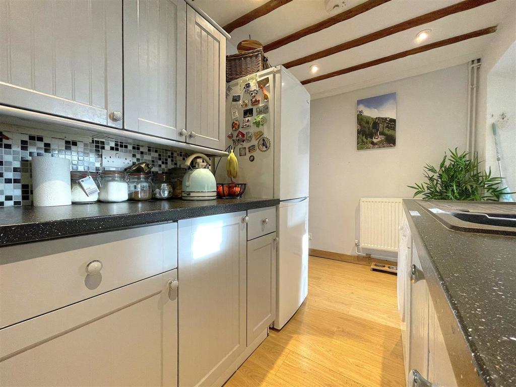 Kitchen (4).jpeg