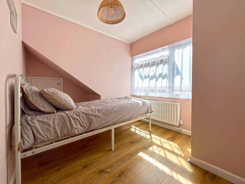 BED 2 A (2)