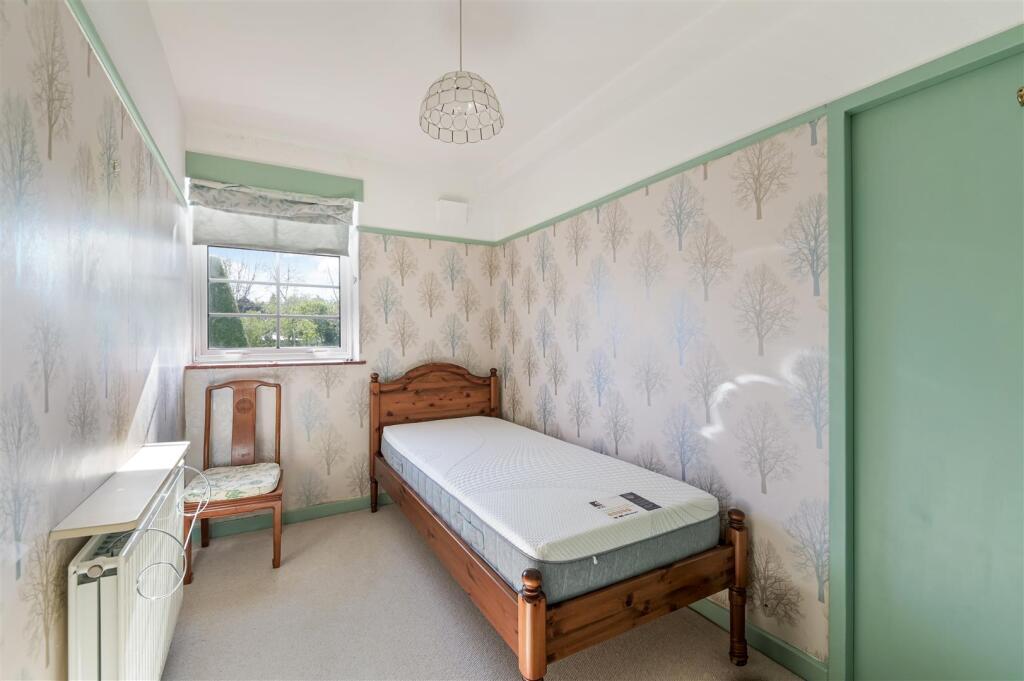 THE CHILTERNS,2-13.jpg