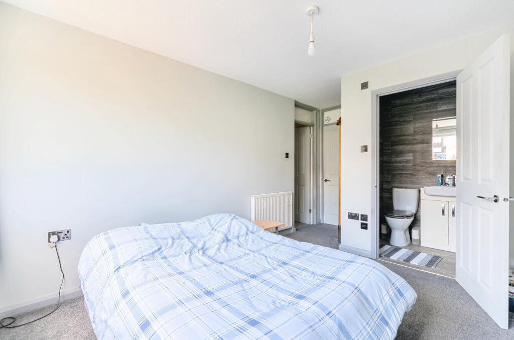 1293329-1-68627bb...