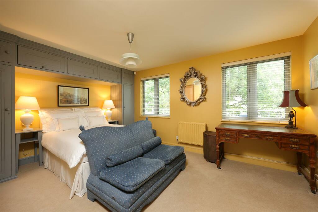 7 Capricorn Place 17.JPG