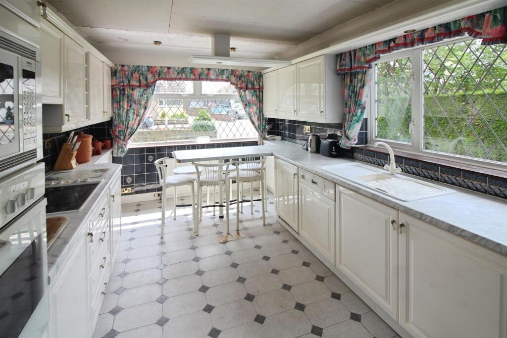 Breakfast Kitchen