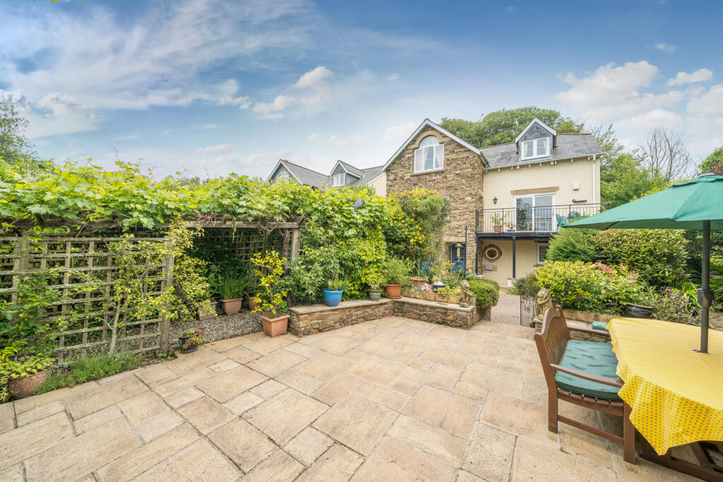 1301851-34-684c0ca57c945