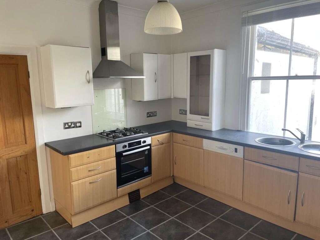 Kitchen 3