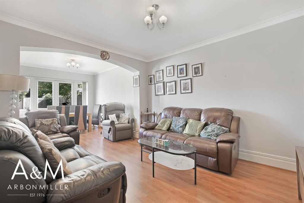 Extended Reception Room