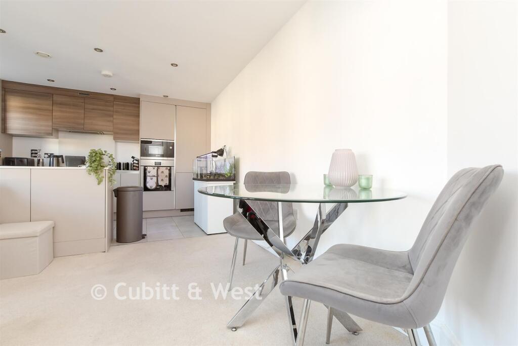 Kitchen Lounge/Diner