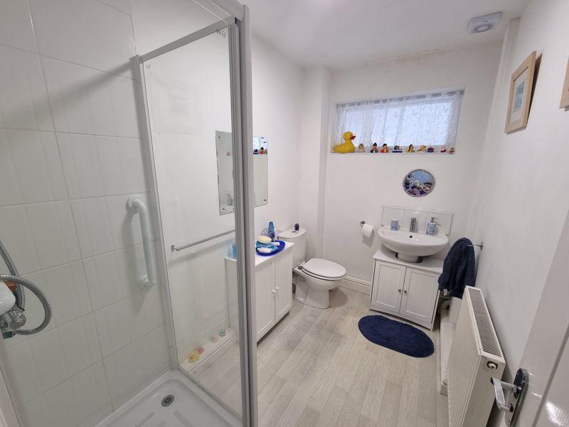 Annex Shower Room