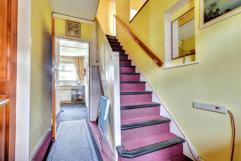 Entrance Hall.jpeg