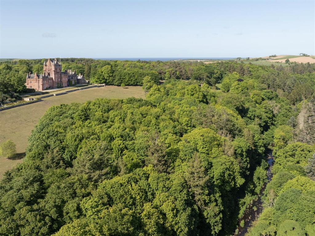 Ayton Castle &amp; Policies