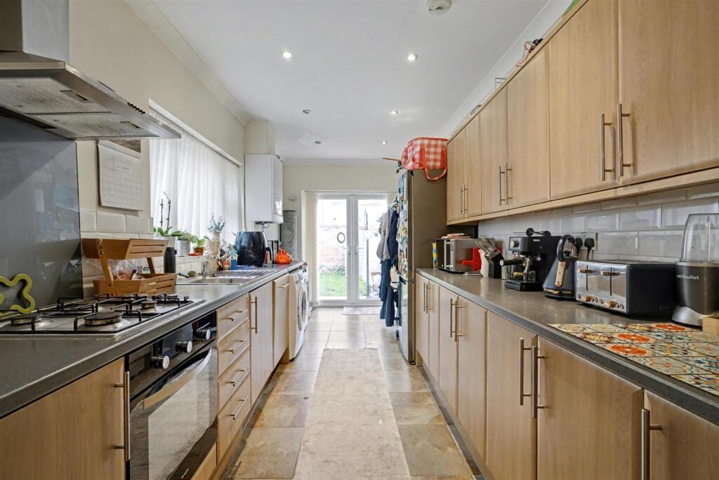 Living/Dining Kitchen