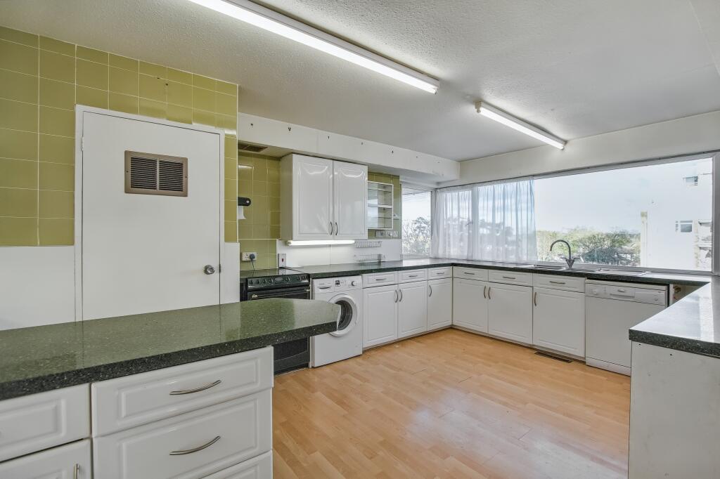 53 The Bowls, Chigwell, Essex, IG7 6ND