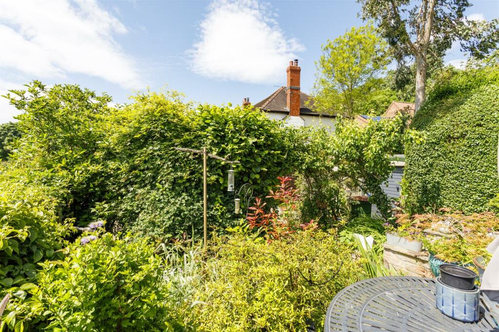 Forresters_Cottage_2.jpg