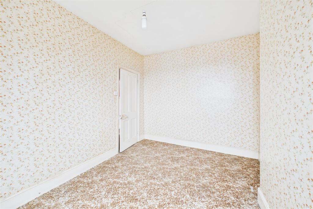 24 Somerset Terrace, Windmill Hill, Bristol BS3 4L