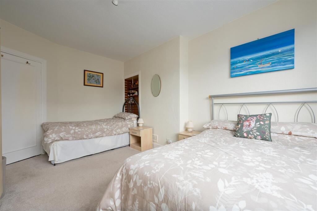 34GladstonePlace018.JPG