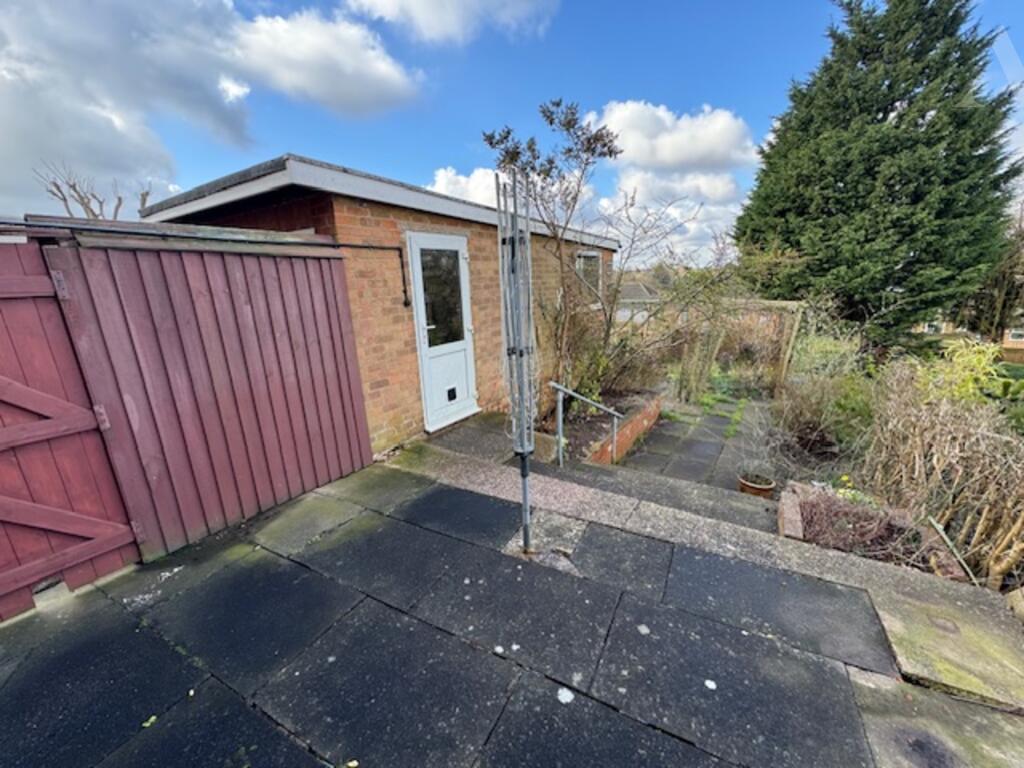 50 Walford Drive rear garden