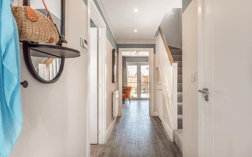 Similar Show Home