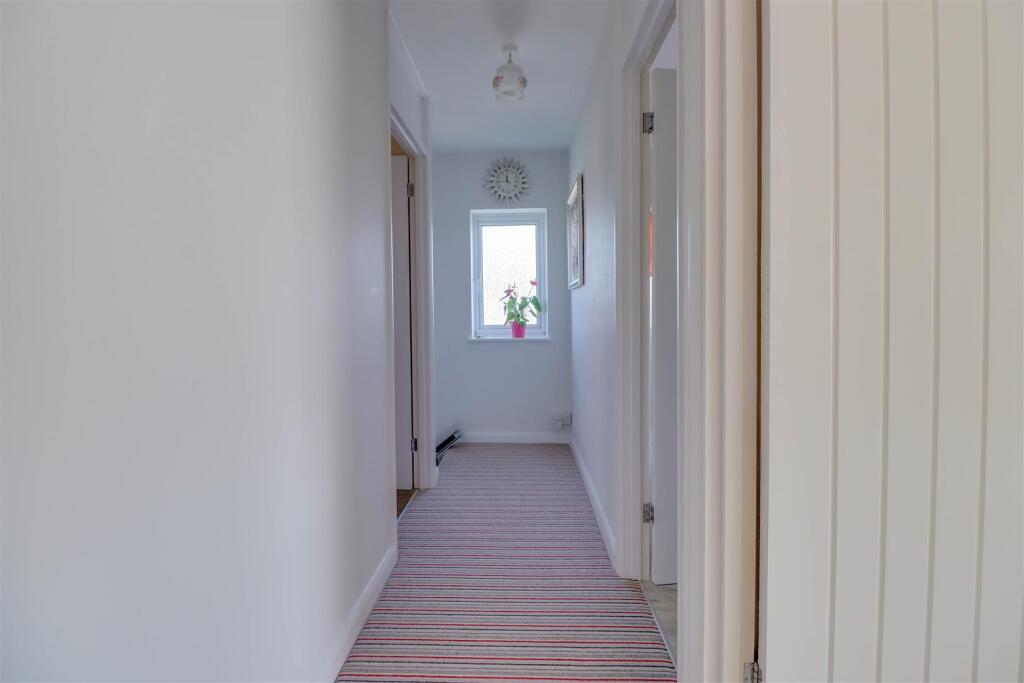 29 BELMONT CLOSE_-6.jpg