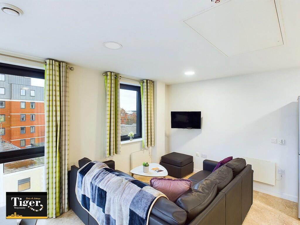 CAM03440G0-PR0215...