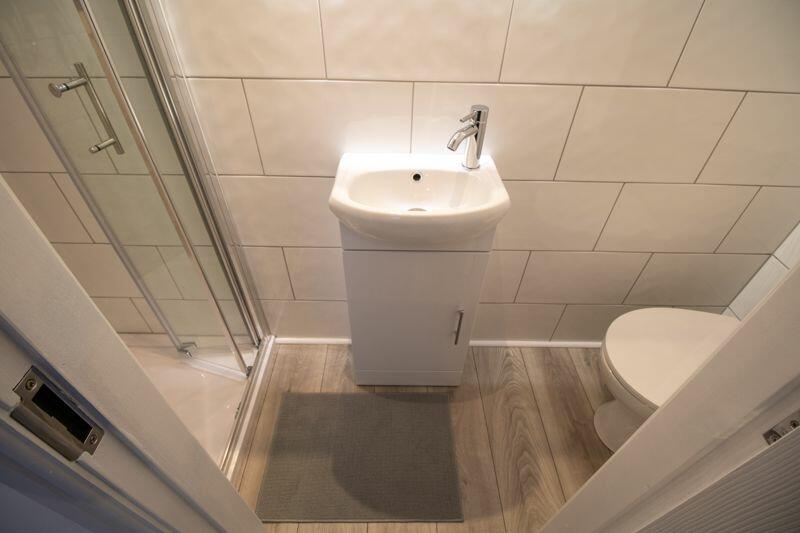 En-suite to the Master bedroom