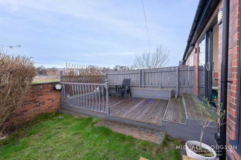 48, Belle Vue Park West-32.jpg