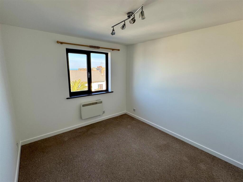 8 Jenkins Court Bedroom 2