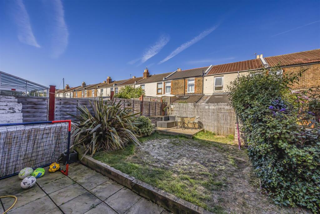 99 Folkestone Road, Baffins-PorticoMarketing-SoldB