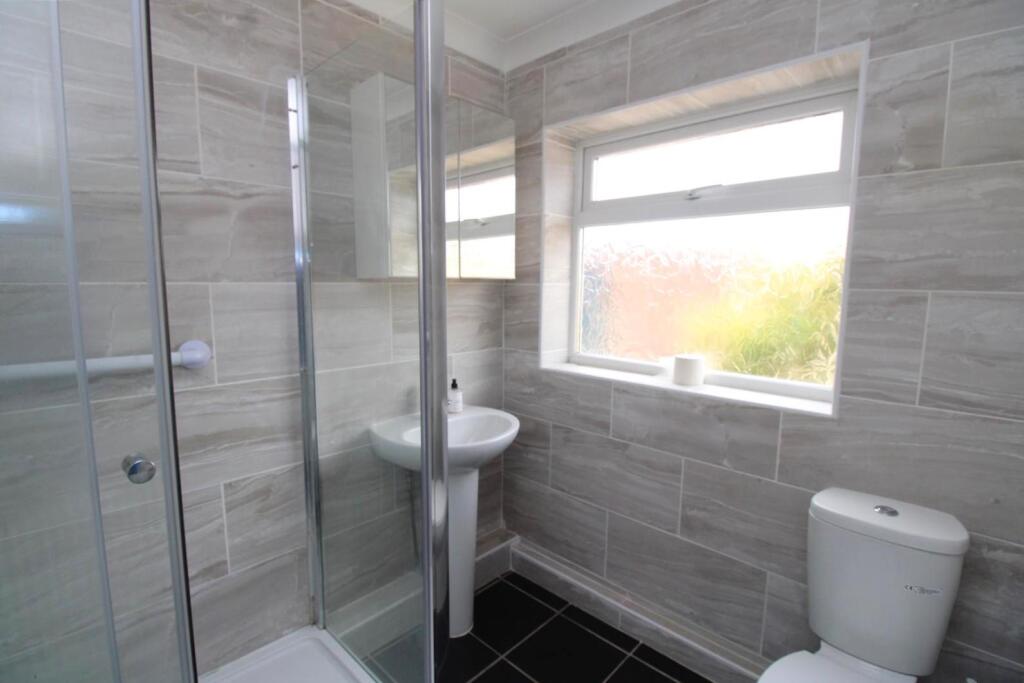 shower room image .jpg