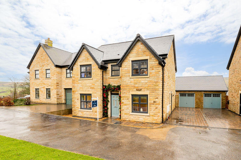 Applethwaite Hillside, Loveclough, Rossendale, BB4 8QZ