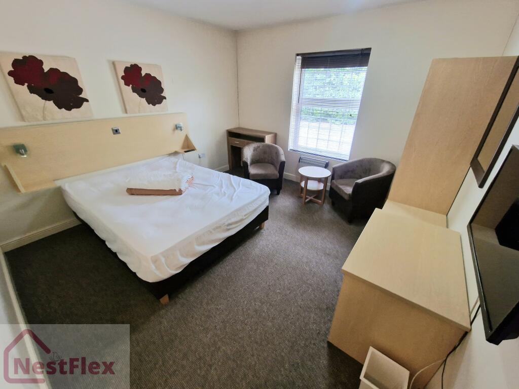 Room 1 (2)