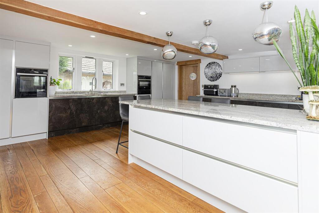 Living/Dining Kitchen