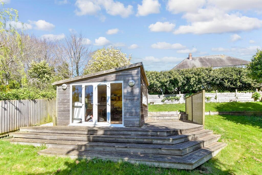 Workshop/Outbuildings