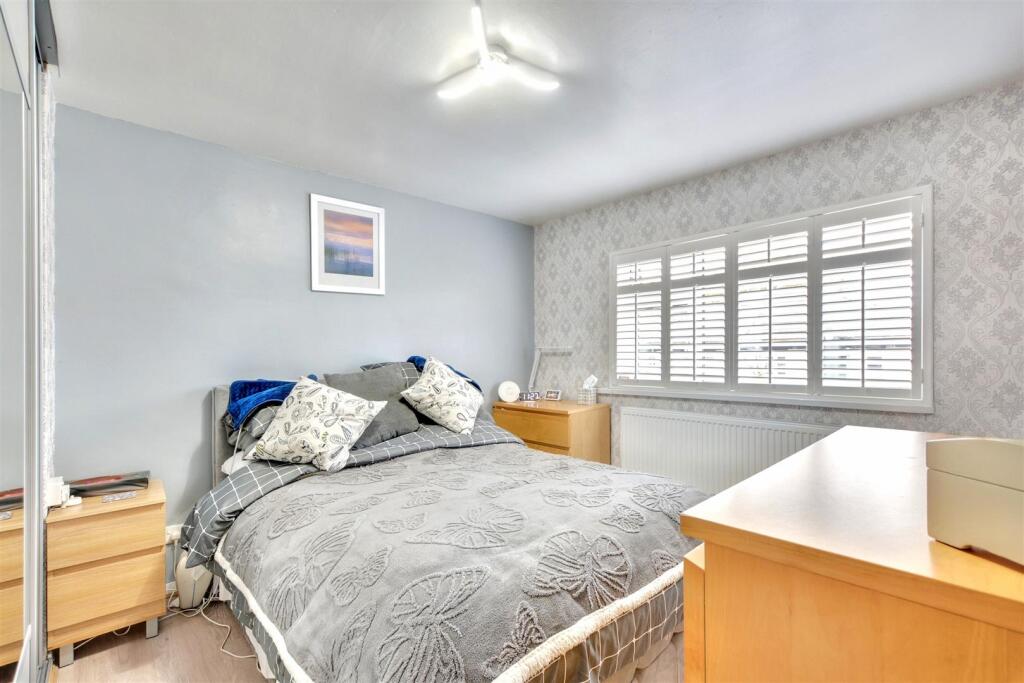 Bedroom One (3).jpeg