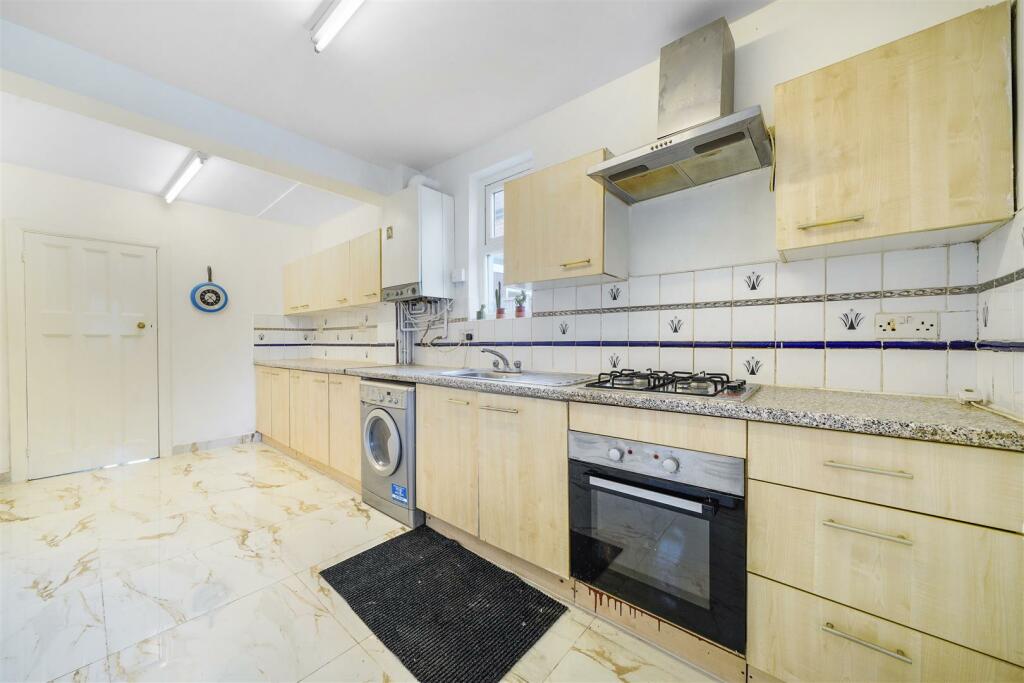 24 Stilecroft Gardens - bOXm0tjCl8FlaGVL1gK7.jpg