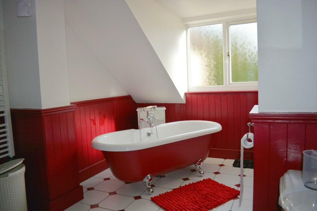Bathroom Alt.jpg