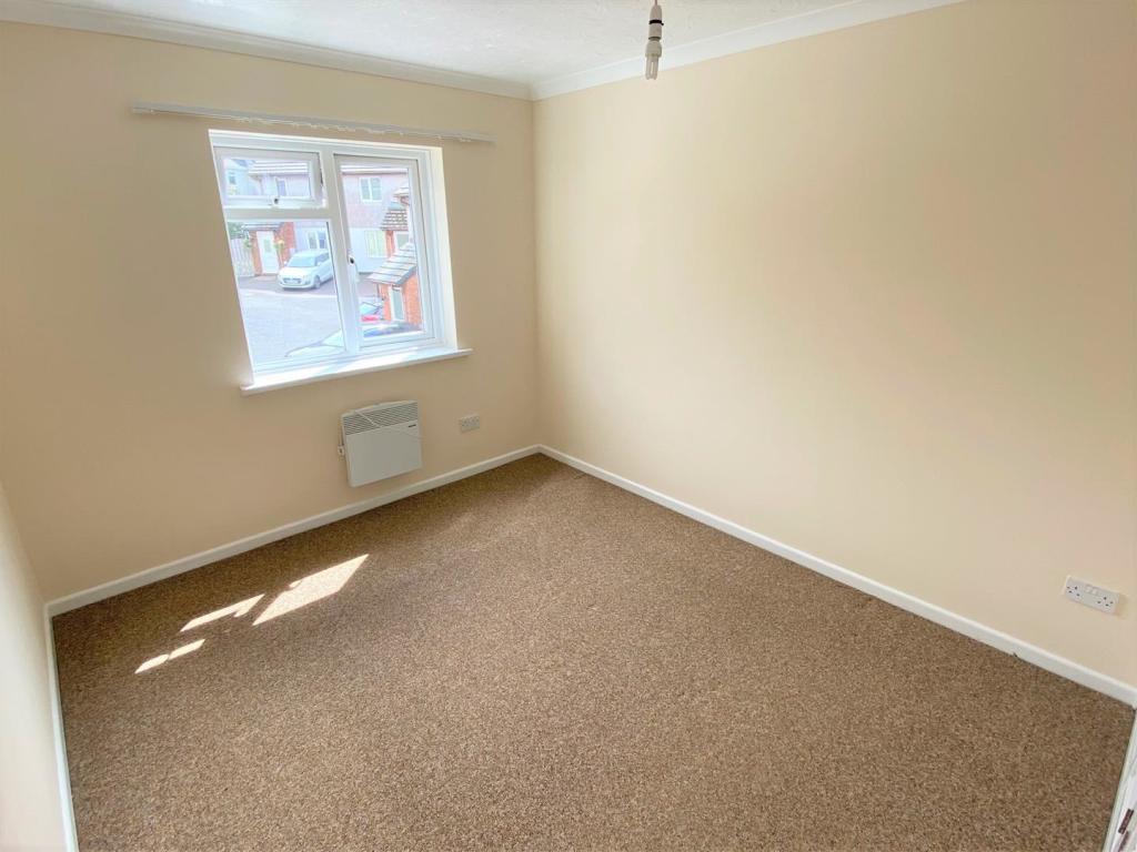 130 Kingsley Court Bedroom 1