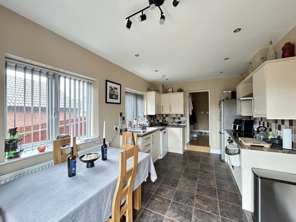 Kitchen Diner