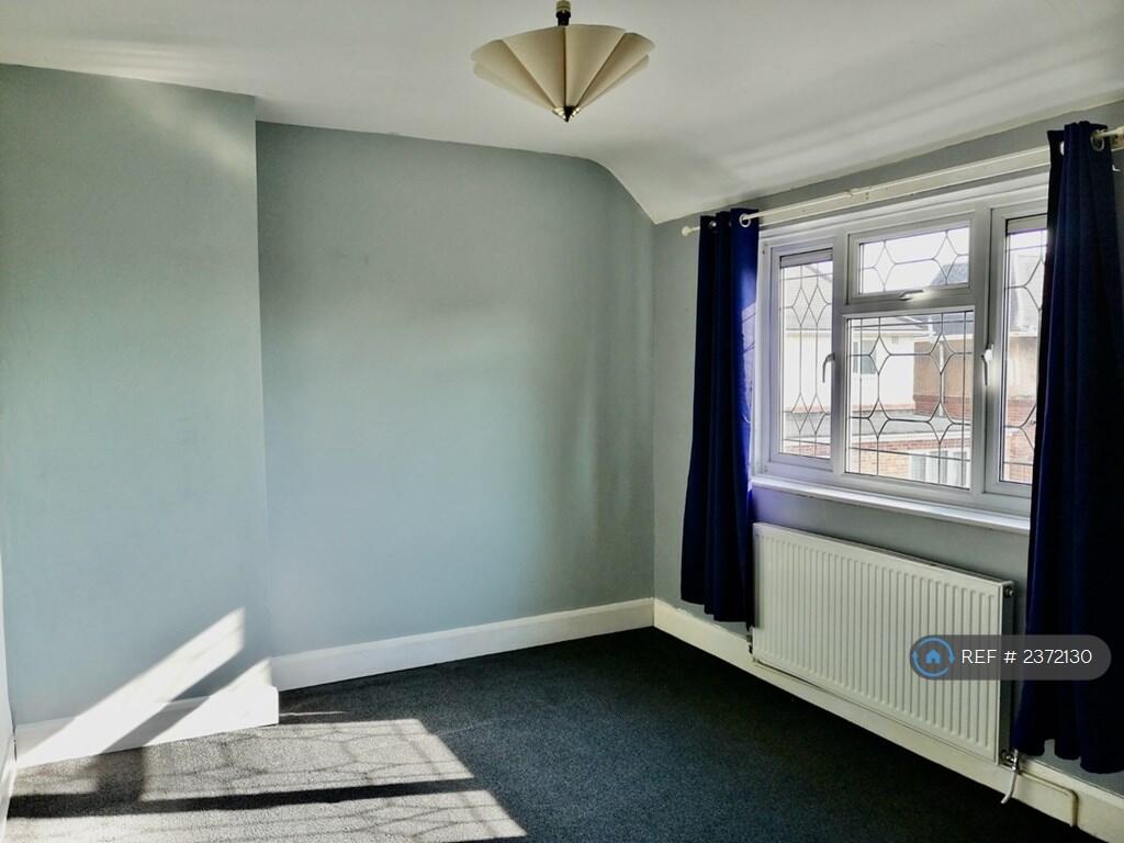 Bedroom 1(1)