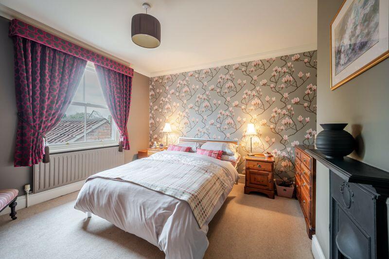 Guest bedroom