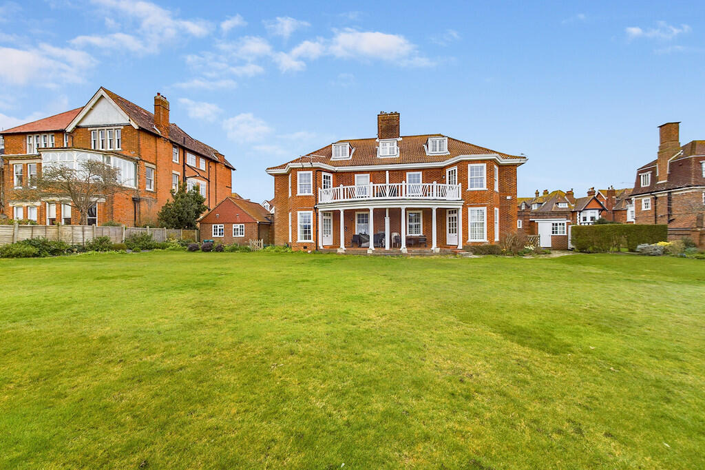 CAM01085G0-PR0065...