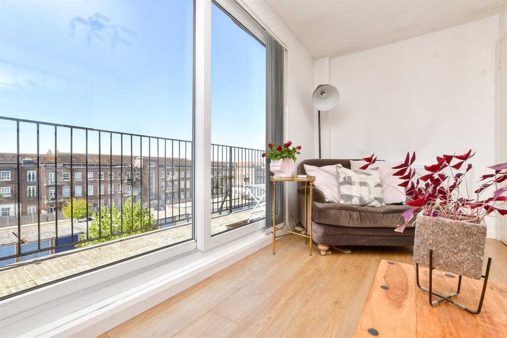 Internal Lifestyle Photograph