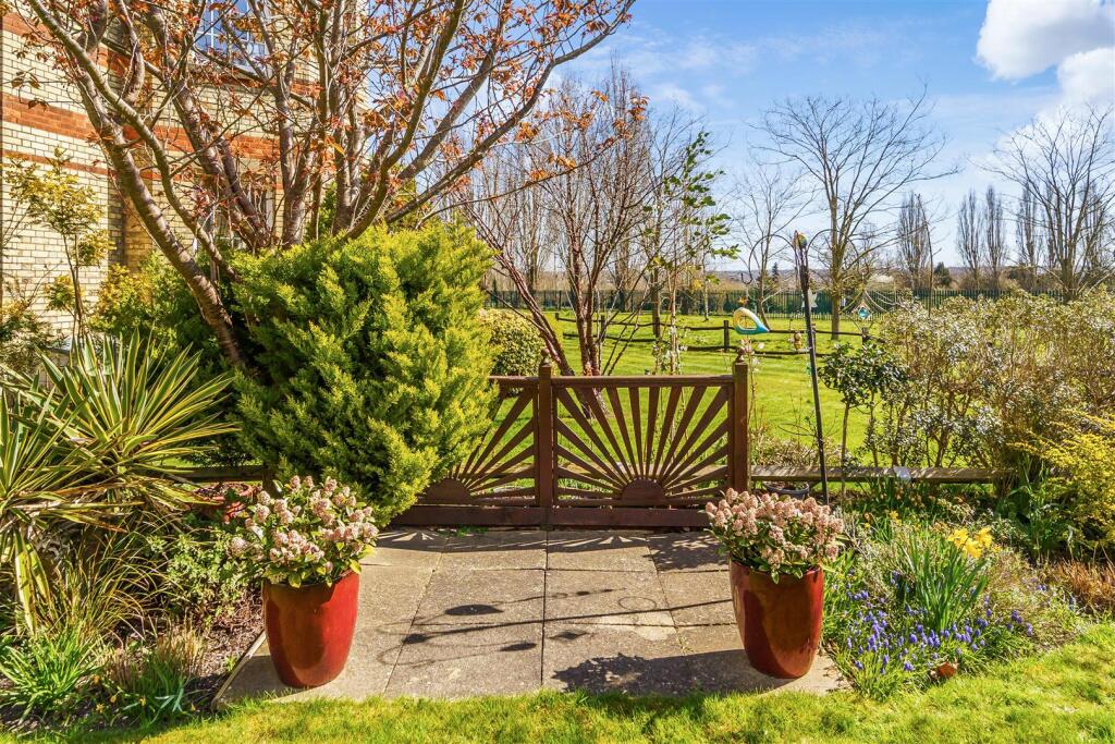 HORTON CRESCENT  SILK CROFT (13).jpg