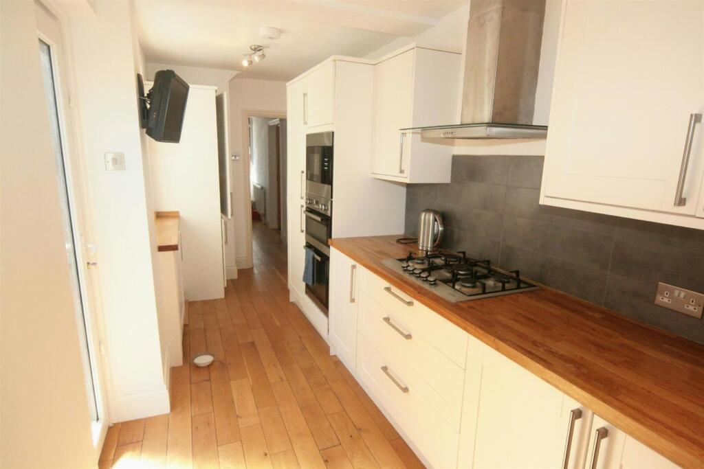 Kitchen Aspect 2