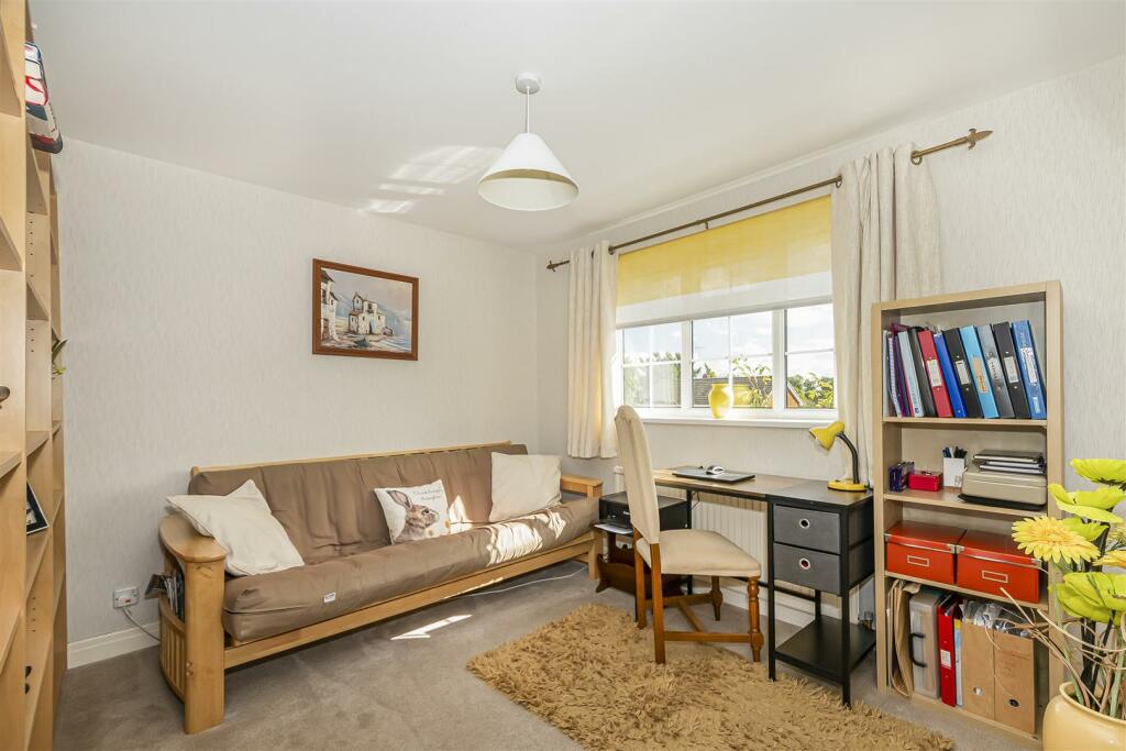 BEDROOM 3